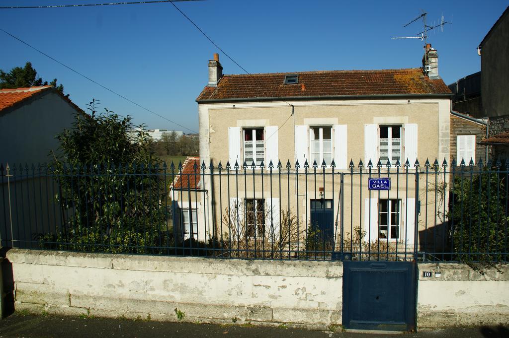 Chambres D'Hotes Villa Gael Angoulême Exterior foto